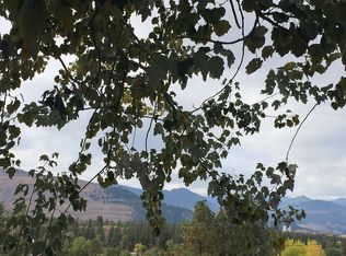 800 Twisp Winthrop Eastside Rd #B, Winthrop, WA 98862