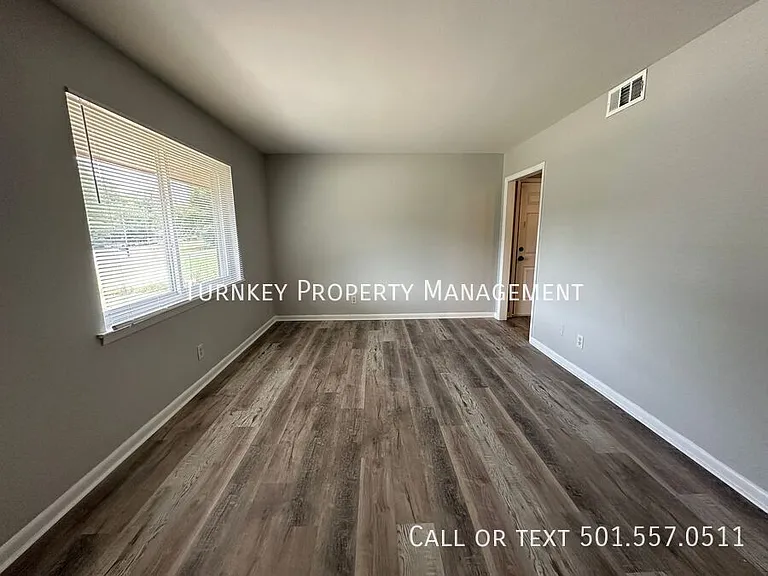 12 Wellford Dr — Photo 5