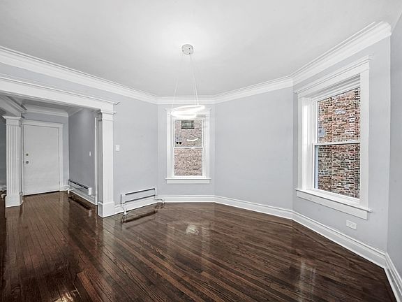 3rd image of 11201 S Vernon Ave #1