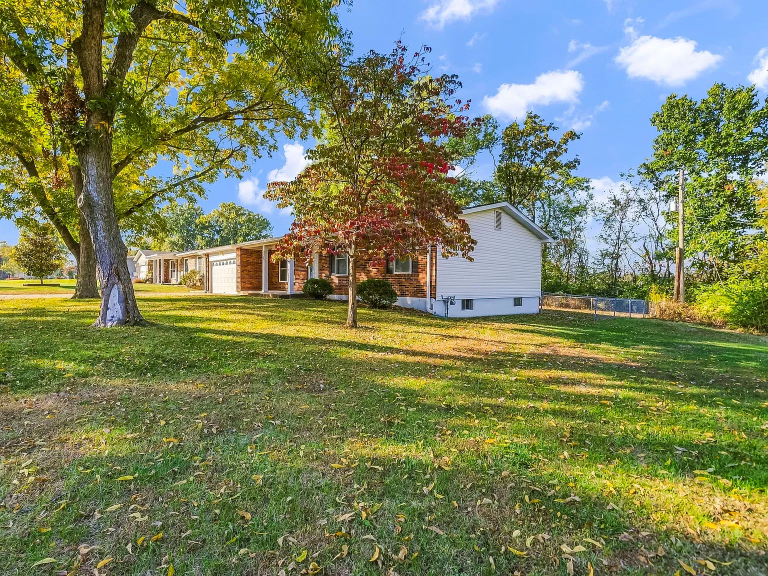 3 bed, 1560 sqft, $2,200 — Photo 4