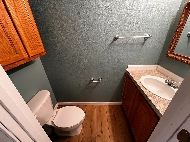 235 S 7th St #B — Photo 5