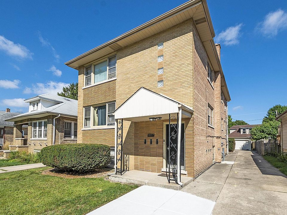 1st image of 2260 W Desplaines St