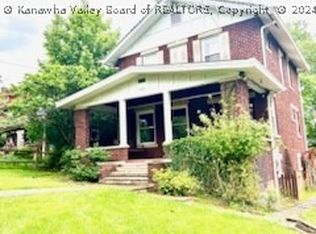 888 Poplar Rd, Charleston, WV 25302