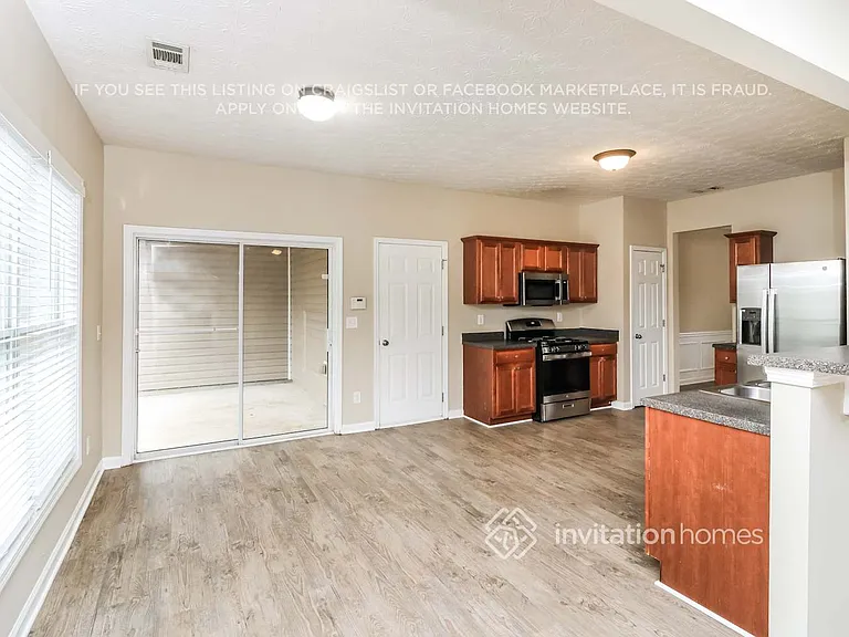 804 Inkberry Rd — Photo 12