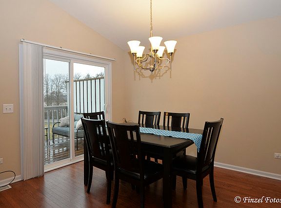4th image of 1004 Castleshire Dr #1C