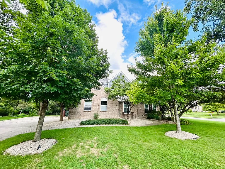 6112 Tarn Cir — Photo 4
