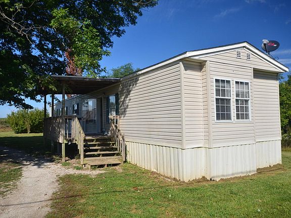 5th image of 16681 Guyers Ford Dr
