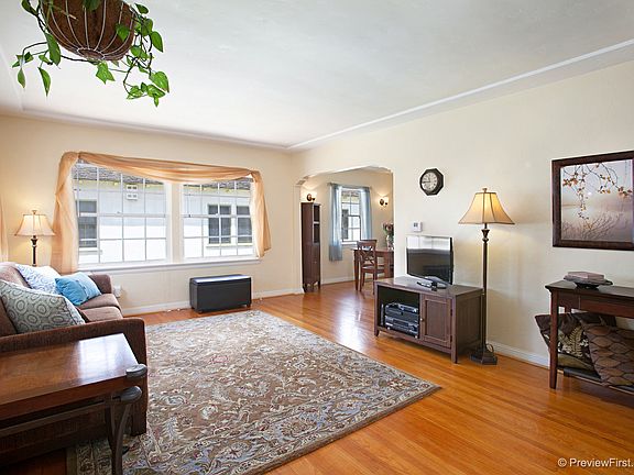 3rd image of 4878 Monroe Avenue