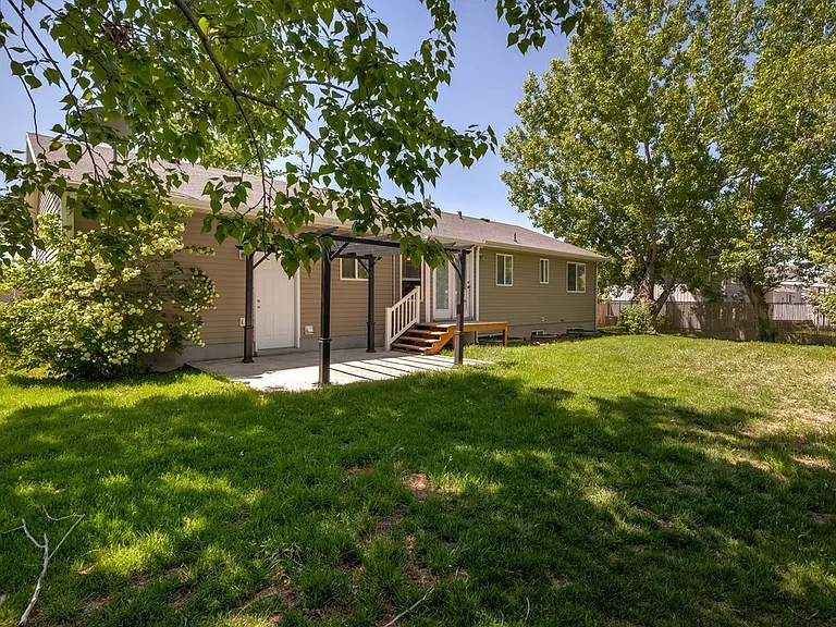 1812 W 1225 S — Photo 3