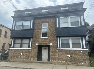 12014 Iowa Ave, Cleveland, OH 44108