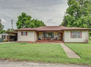 213 W Navajo Ave, Cleveland, OK 74020
