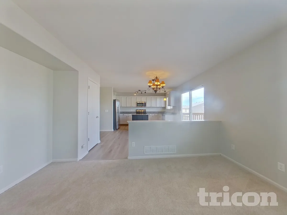 Building Photo - 3336 Bexley Dr