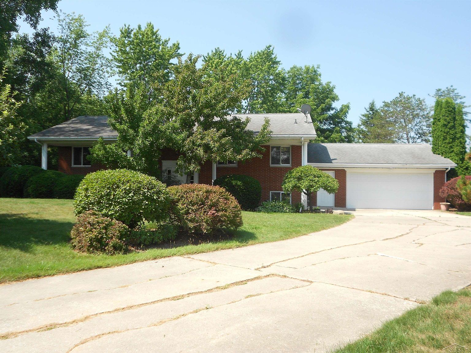 6825 Midland Rd, Freeland, MI 48623 Zillow