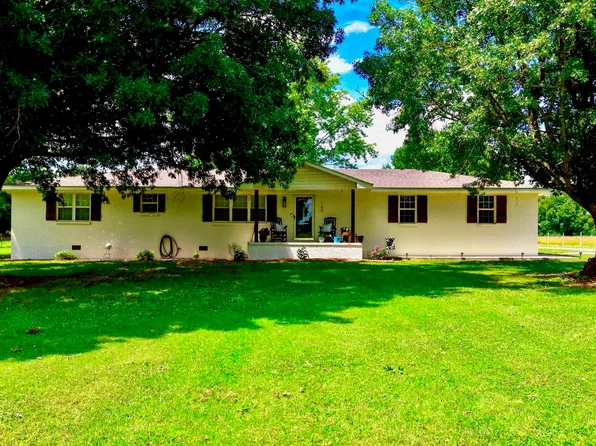 163 Matlock Ln, Muscle Shoals, AL 35661