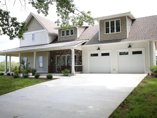 3741 Lowry Rd, Goode, VA 24556