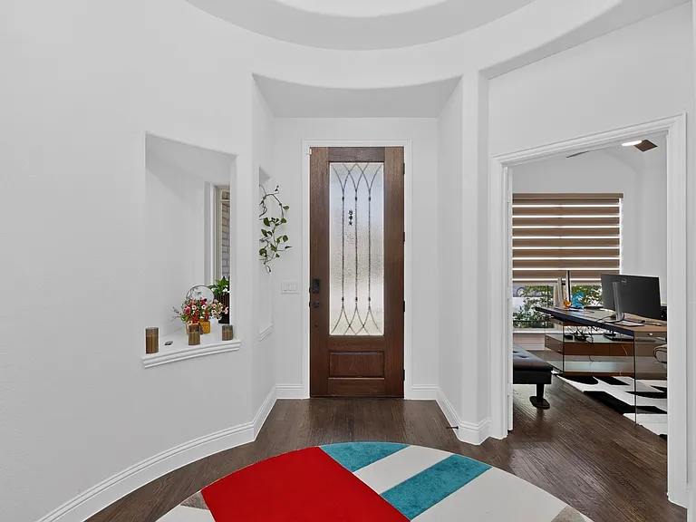 2905 Emerald Trace Dr — Photo 1