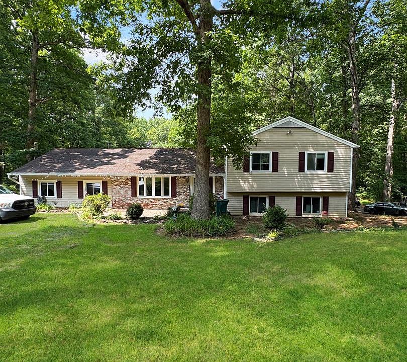 1st image of 4490 Silver Hill Ct