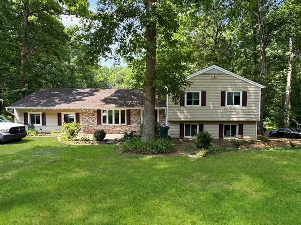 4490 Silver Hill Ct, Sumerduck, VA 22742