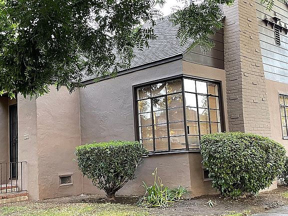4th image of 1431 26th St
