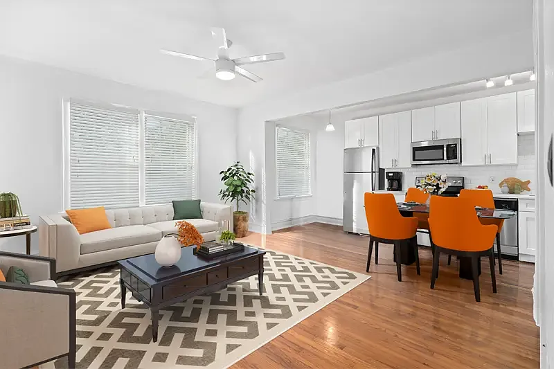 1 bed, 750 sqft, $1,896 — Photo 3