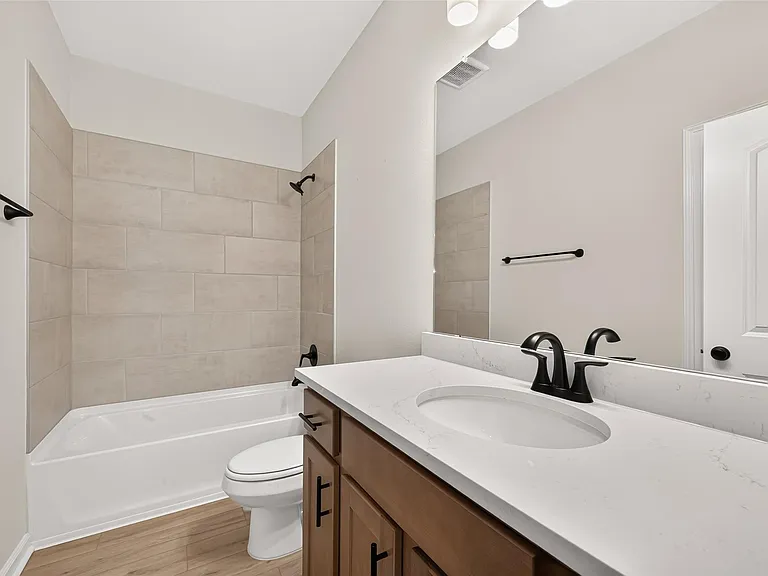 10726 Sky Creek Ln — Photo 29