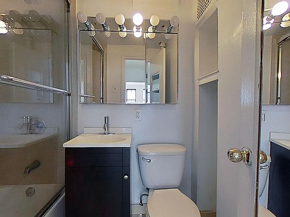5th image of 330 E 74th St APT 4D