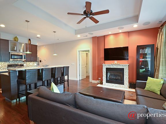 Kitchen / Living Room