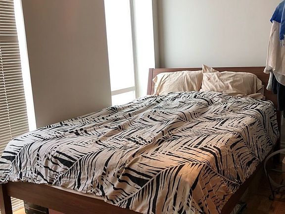 2nd image of 1510 Lexington Ave APT 17A