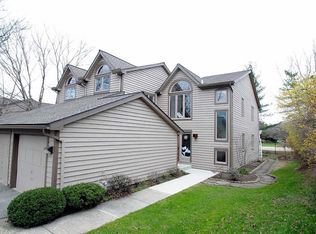 7 Hanover Ln, Beachwood, OH 44122