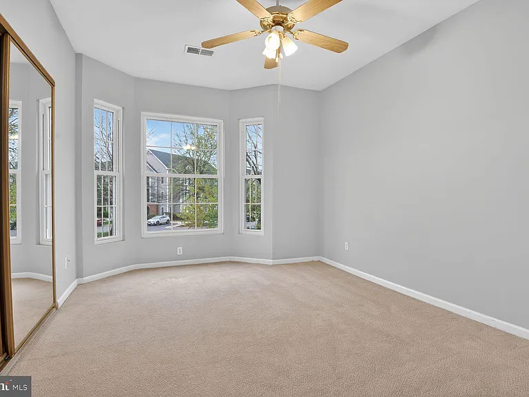 46588 Drysdale Ter #201 — Photo 22