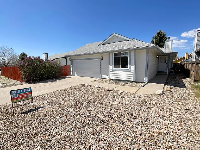8166 Telegraph Dr — Photo 3