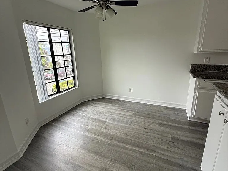 412 N Venice Blvd #B — Photo 8