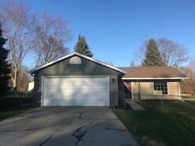 1st image of 3338 Bavarian Ln
