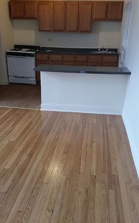 2nd image of 2648 W Arthur Ave