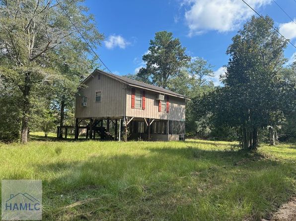 112 Hill Ln, Reidsville, GA 30453