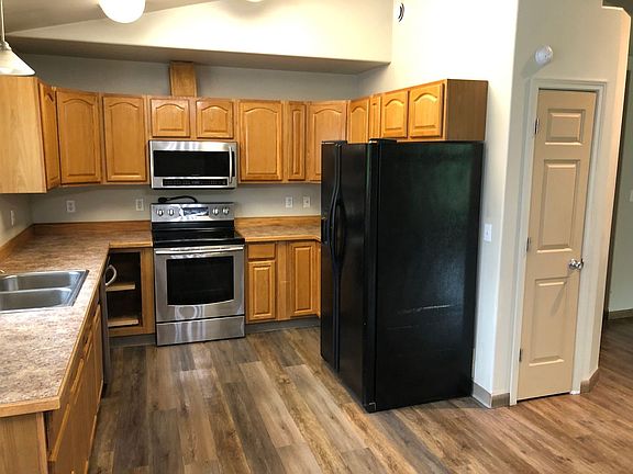5th image of 1220 Indian Paint Brush Ct