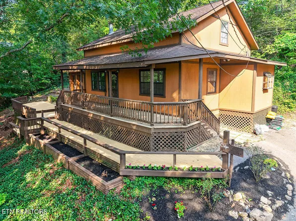2817 Mountain View Cir, Sevierville, TN 37862
