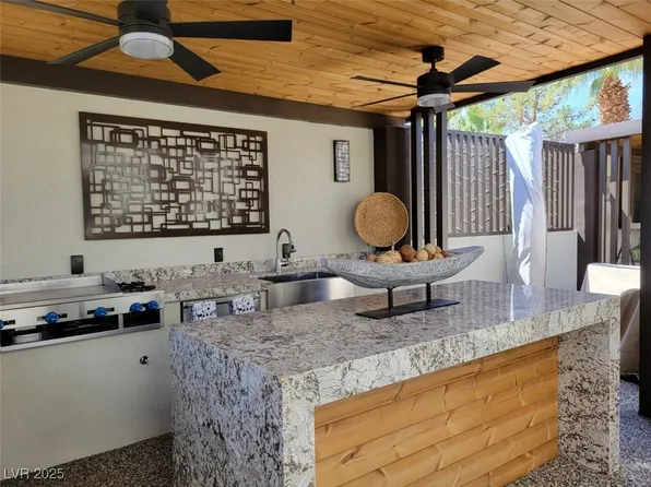 8175 Arville St #319, Las Vegas, NV 89139