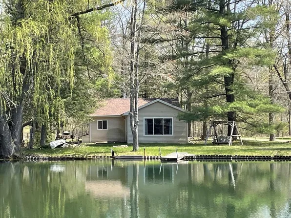 6246 S Dorr Rd, Falmouth, MI 49632