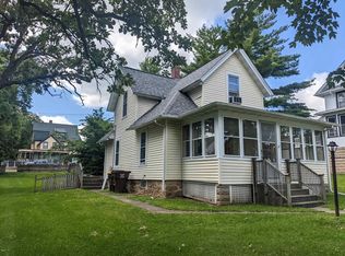 611 Washington St, Pecatonica, IL