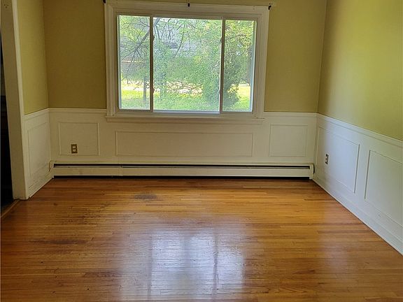5th image of 4829 Candy Ln