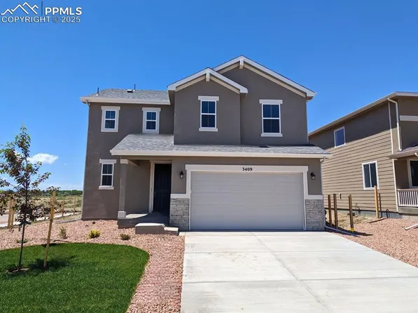 3409 Bella Notte Dr, Pueblo, CO 81001