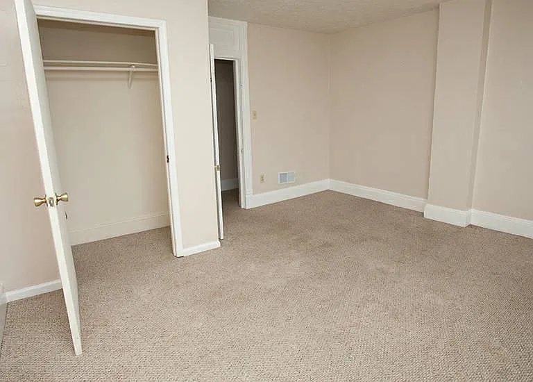 350 Collicello St — Photo 10