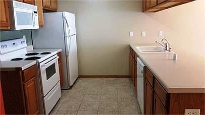 5th image of 1105 Shingle Oak Ln