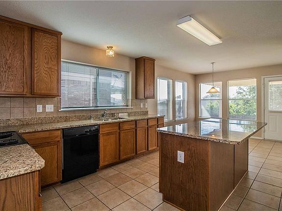 5th image of 5708 Piedra Dr