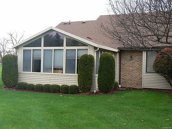 2nd image of 8292 Walnut Creek Dr