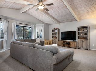 18252 Jayhawk Dr, Penn Valley, CA