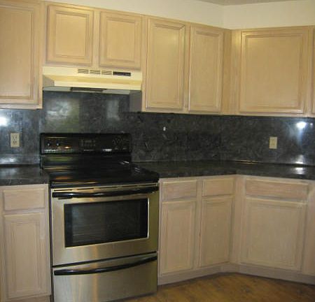 5th image of 2936 Lakeview East Dr