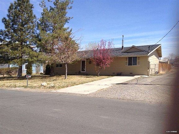 2nd image of 851 Arrowhead Dr