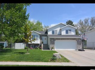 1688 N 725 W, Clinton, UT 84015